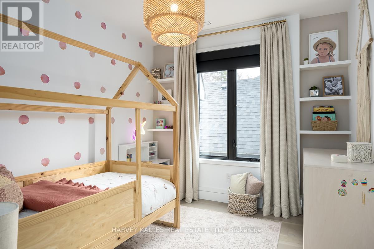 53 Castlewood Road, Toronto, Ontario  M5N 2L1 - Photo 18 - C12974248