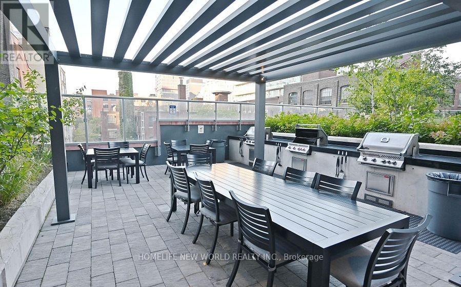 1302 - 108 Peter Street, Toronto, Ontario  M5V 0W2 - Photo 22 - C12974256