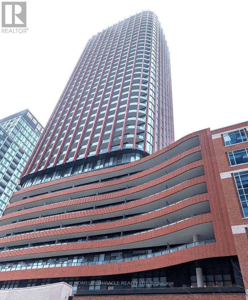 917 - 180 Front Street E, Toronto, Ontario  M5A 0A9 - Photo 1 - C12974298