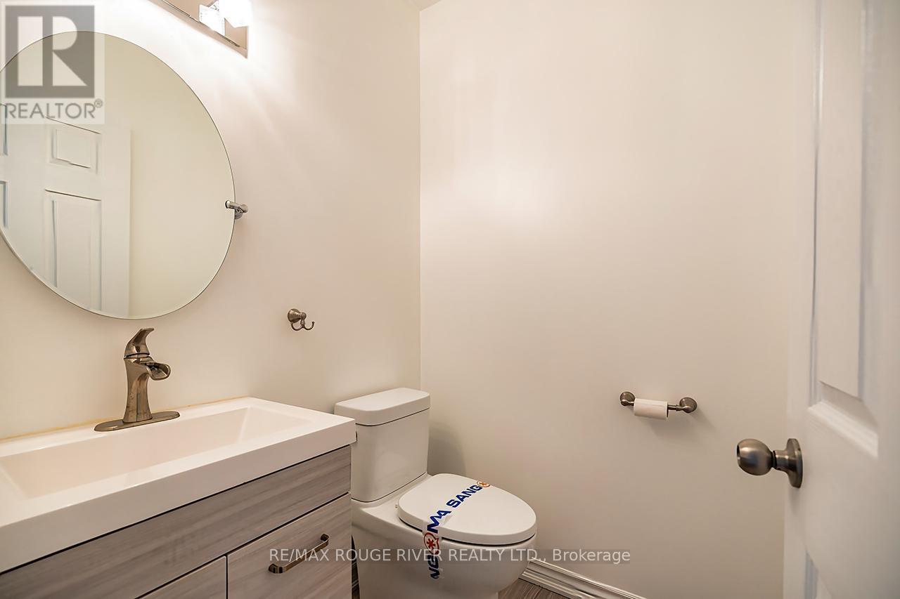 10 Moses Crescent, Clarington, Ontario  L1C 0T7 - Photo 15 - E12954146