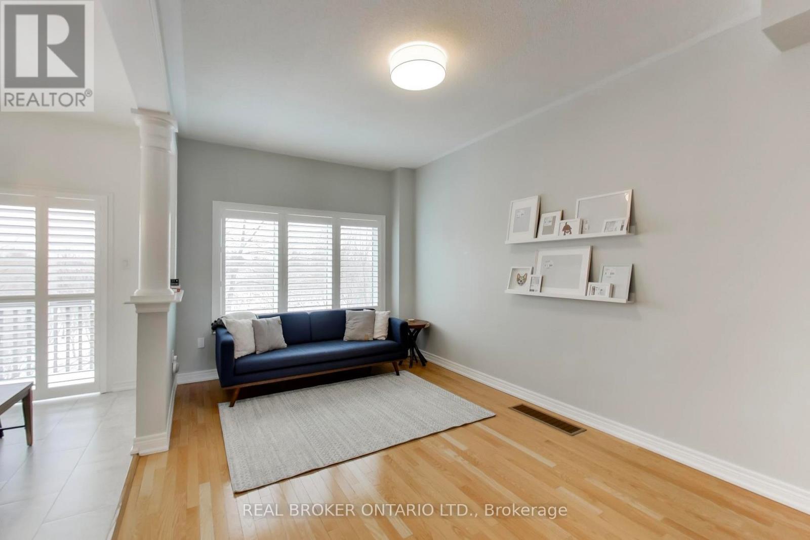 60 Mary Chapman Boulevard, Toronto, Ontario  M9M 0B2 - Photo 8 - W12849888