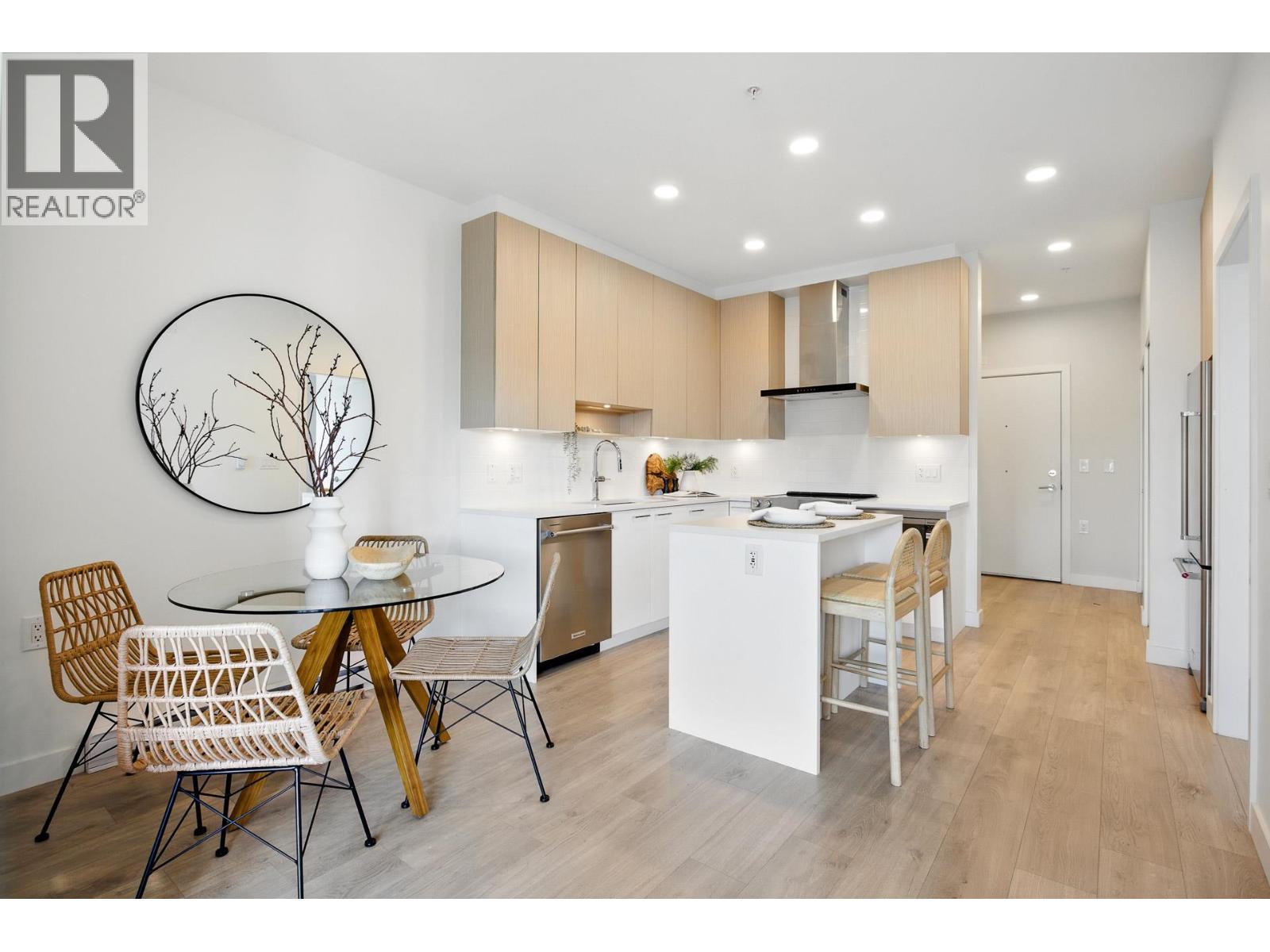 321 7599 15th Street, Burnaby, British Columbia  V3N 0H9 - Photo 11 - R3100493