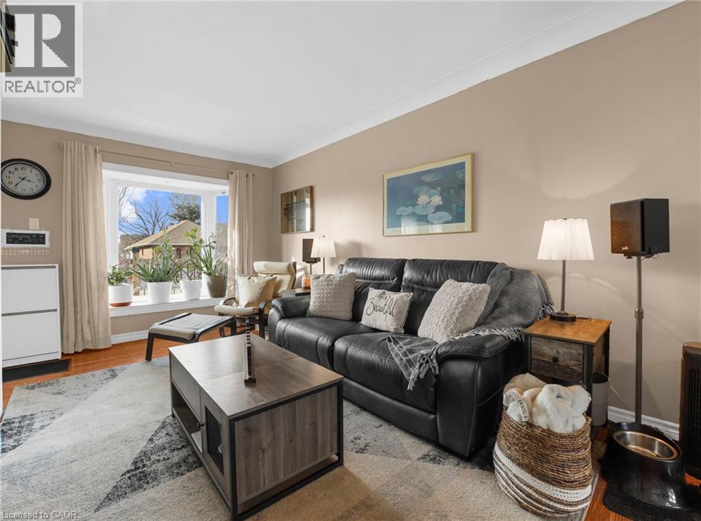 420 Waverly Street, Hamilton, Ontario  L8H 6R4 - Photo 5 - 40818829