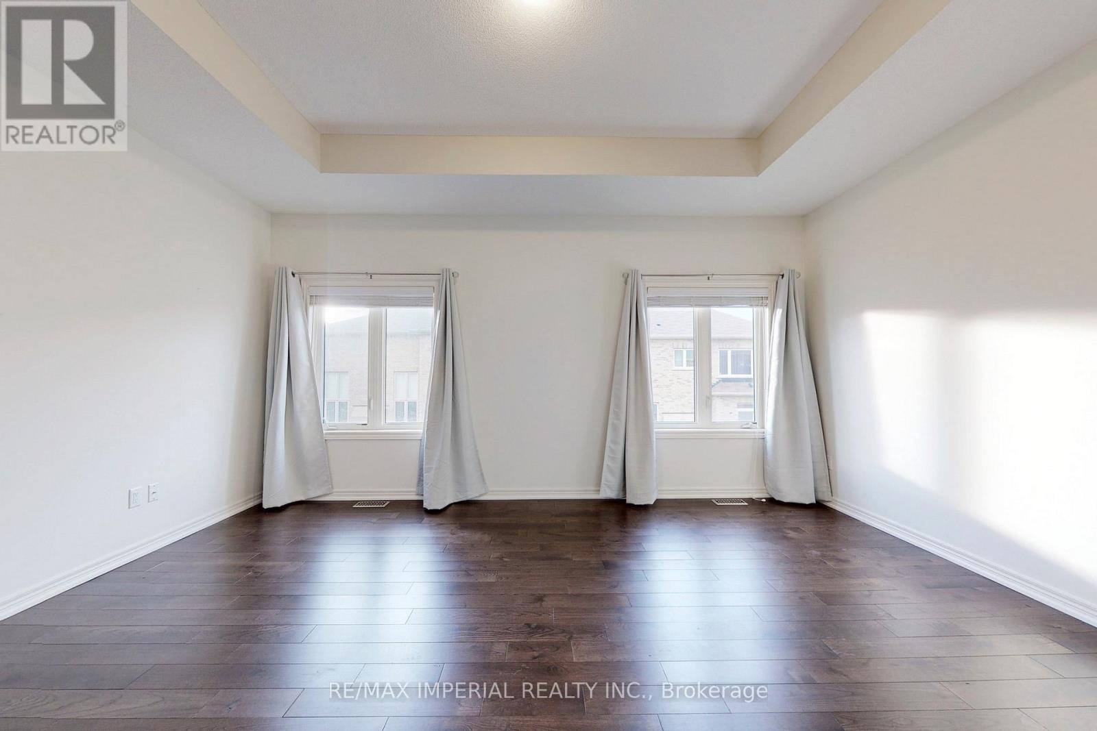 532 Barons Street, Vaughan, Ontario  L4H 4T9 - Photo 17 - N12974278