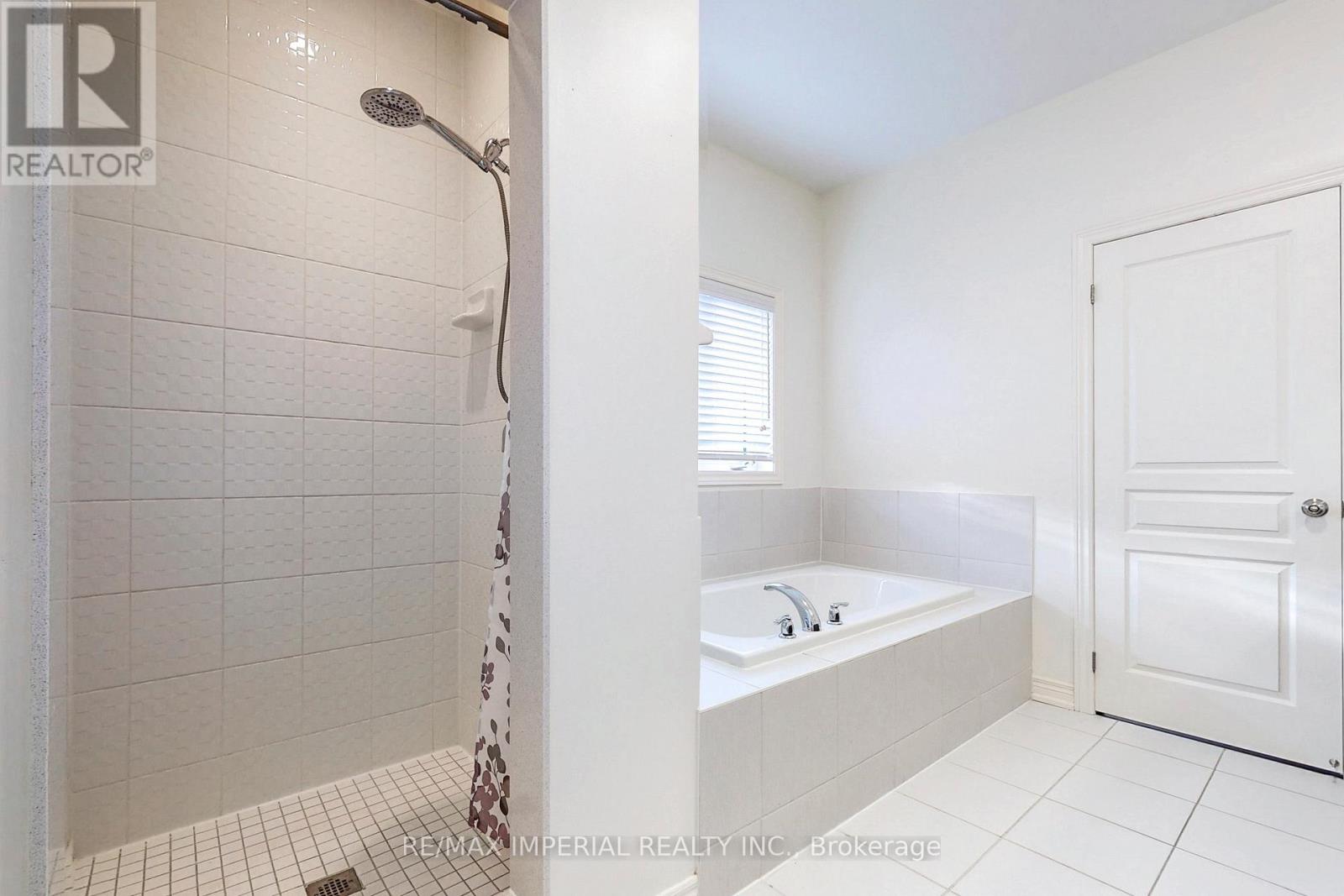 532 Barons Street, Vaughan, Ontario  L4H 4T9 - Photo 20 - N12974278