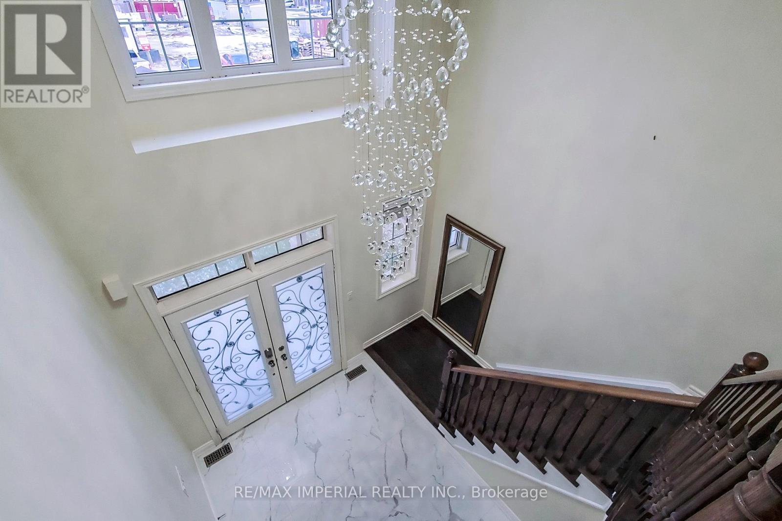 532 Barons Street, Vaughan, Ontario  L4H 4T9 - Photo 5 - N12974278