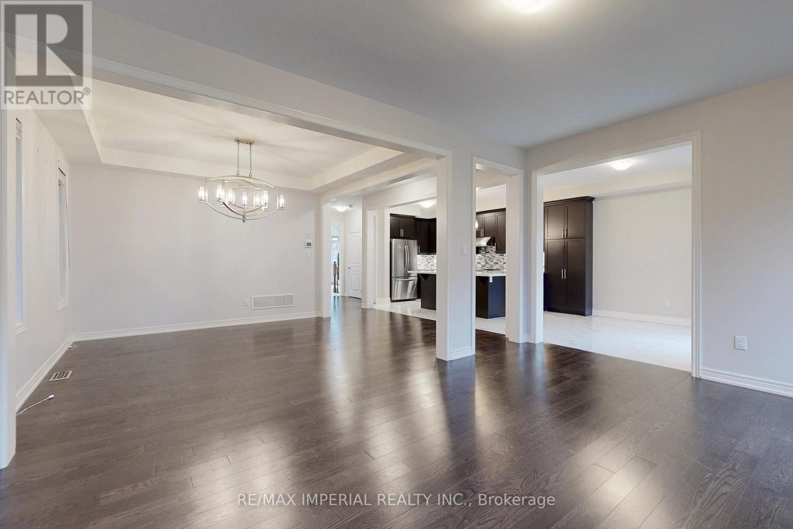 532 Barons Street, Vaughan, Ontario  L4H 4T9 - Photo 9 - N12974278