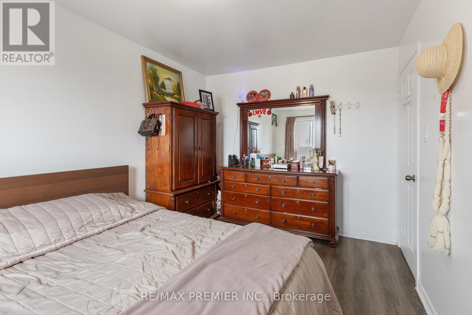 19 - 42 San Marino Way, Toronto, Ontario  M3N 2Y3 - Photo 17 - W12974236
