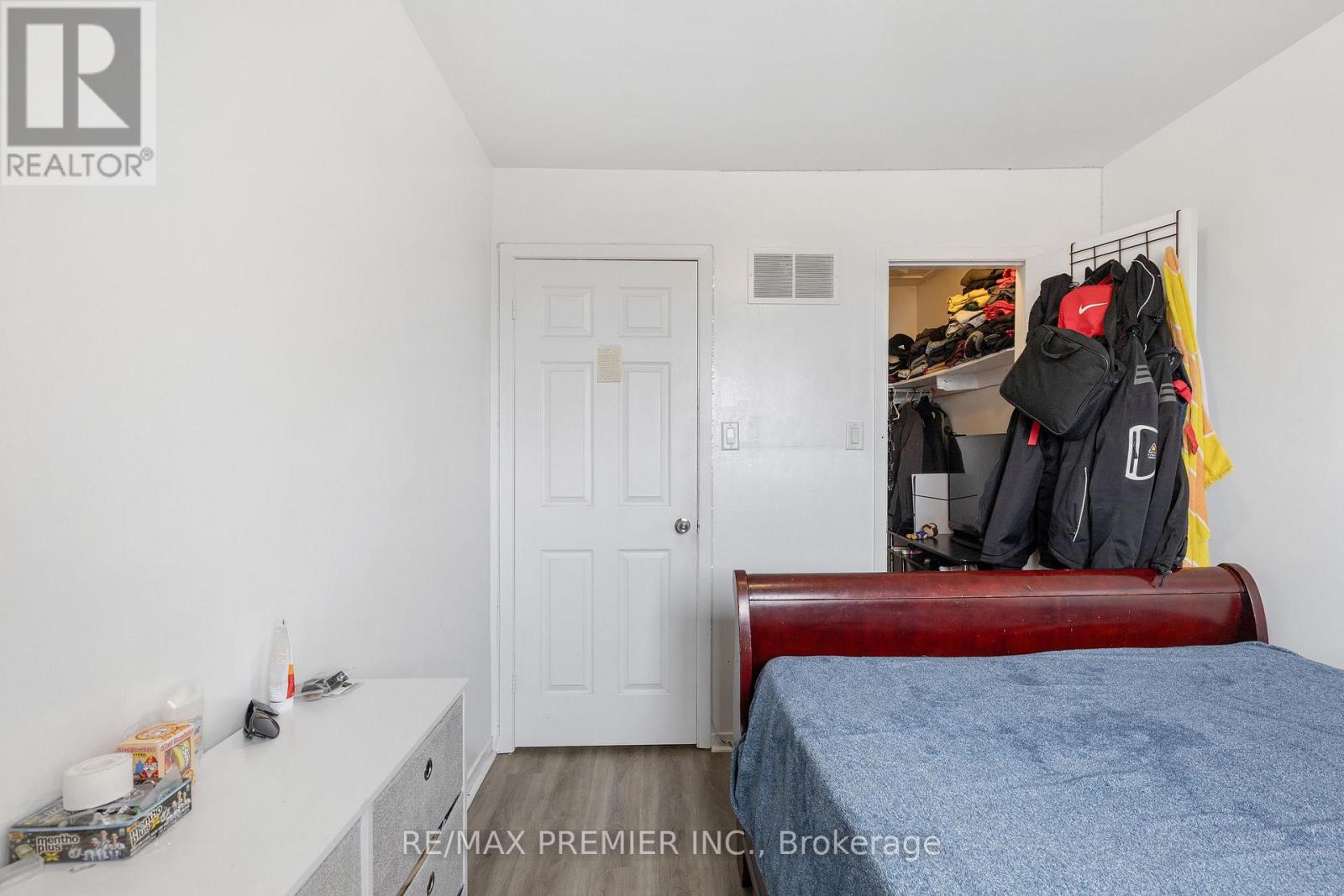 19 - 42 San Marino Way, Toronto, Ontario  M3N 2Y3 - Photo 20 - W12974236