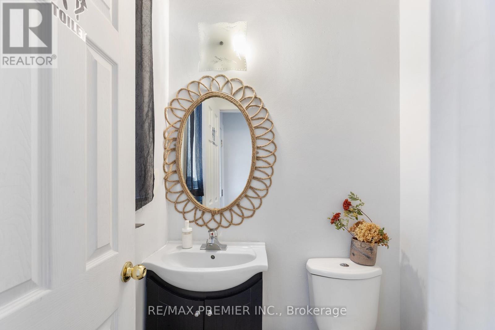 19 - 42 San Marino Way, Toronto, Ontario  M3N 2Y3 - Photo 3 - W12974236