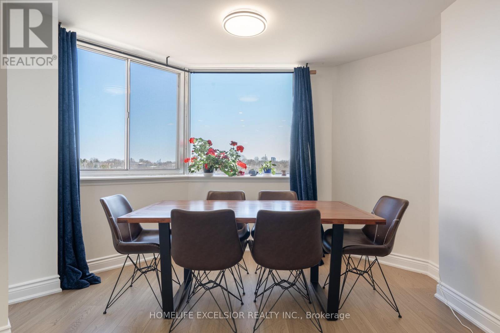 612 - 236 Albion Road, Toronto, Ontario  M9W 6A6 - Photo 12 - W12974254