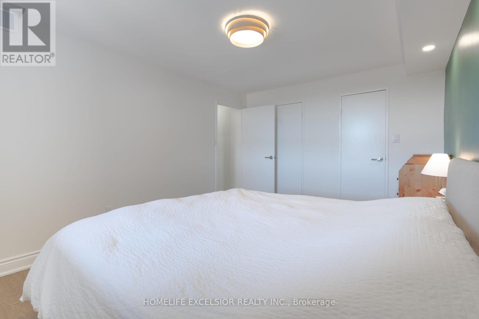 612 - 236 Albion Road, Toronto, Ontario  M9W 6A6 - Photo 21 - W12974254