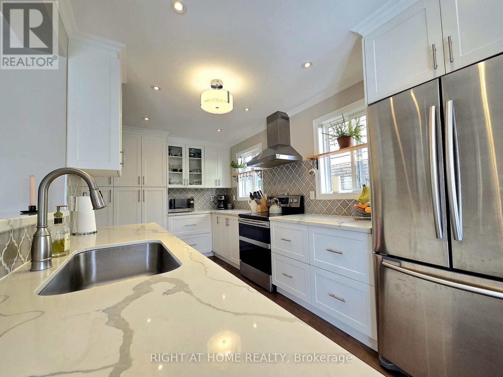 6914 Cordingley Crescent, Mississauga, Ontario  L5N 4Y8 - Photo 11 - W12974282