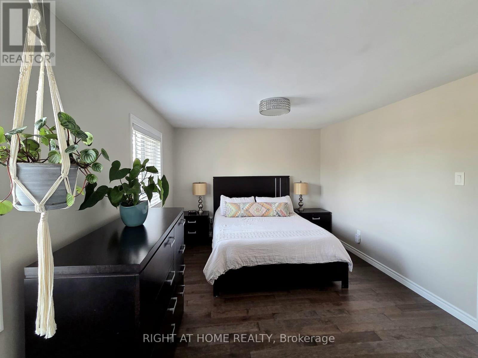 6914 Cordingley Crescent, Mississauga, Ontario  L5N 4Y8 - Photo 25 - W12974282