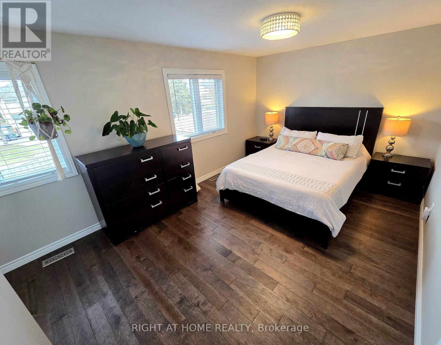 6914 Cordingley Crescent, Mississauga, Ontario  L5N 4Y8 - Photo 26 - W12974282