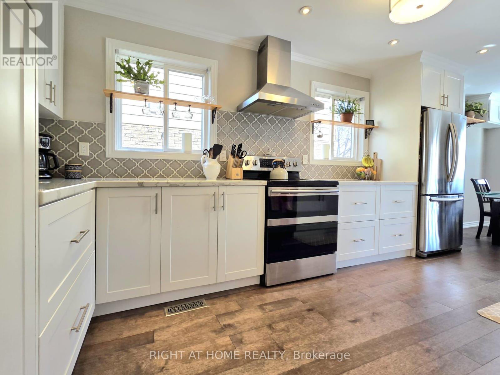 6914 Cordingley Crescent, Mississauga, Ontario  L5N 4Y8 - Photo 9 - W12974282