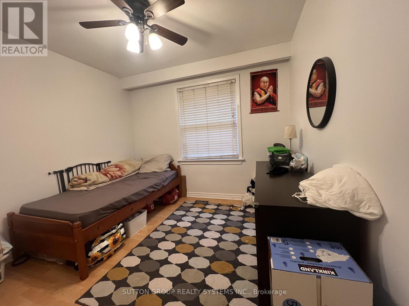 Main Floor - 36 Odessa Avenue, Toronto, Ontario  M9C 4J8 - Photo 6 - W12974288