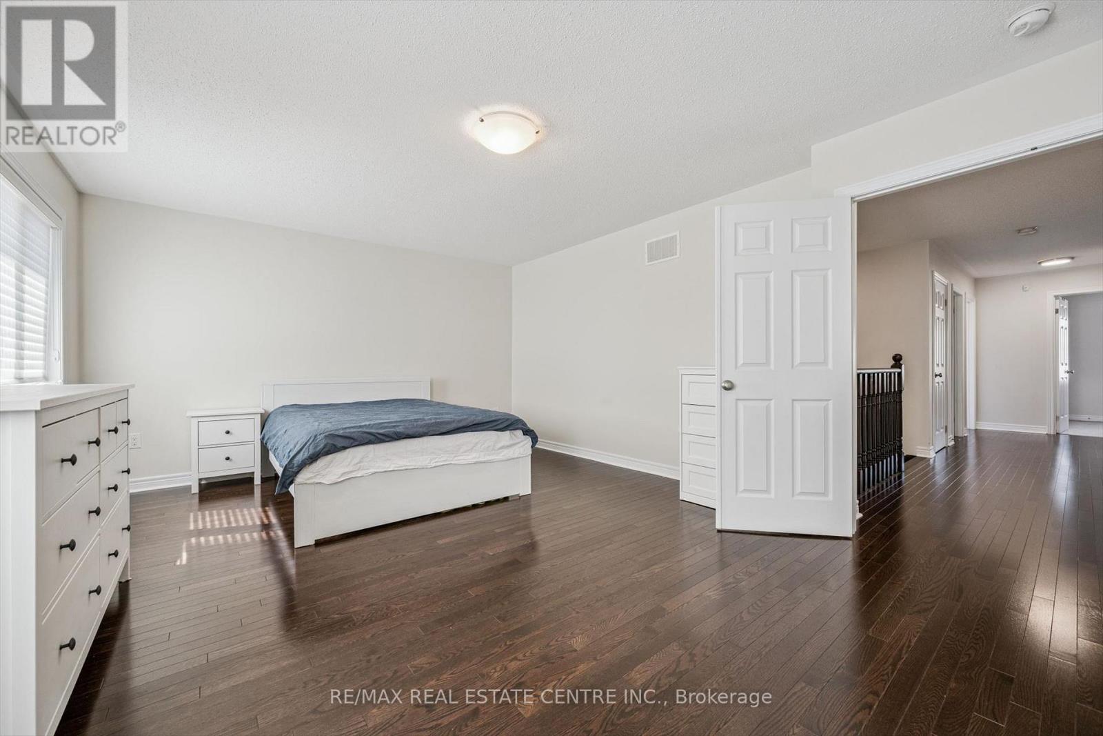 37 Zanetta Crescent, Brampton, Ontario  L6Y 6A2 - Photo 17 - W12974290