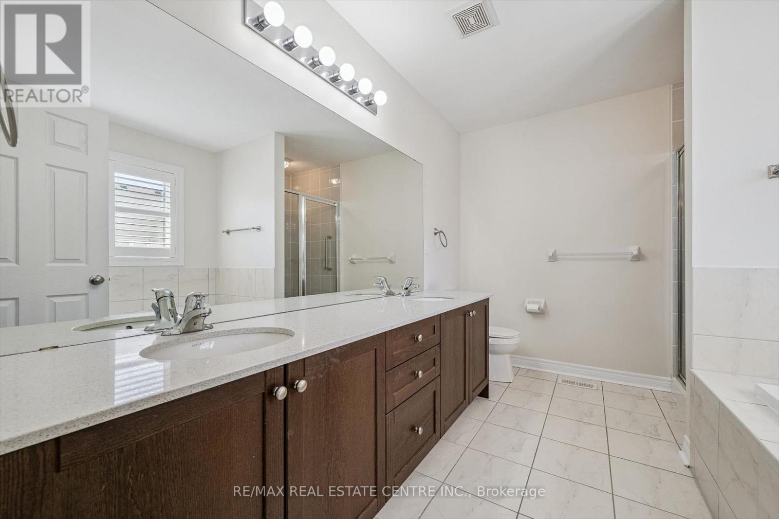 37 Zanetta Crescent, Brampton, Ontario  L6Y 6A2 - Photo 19 - W12974290