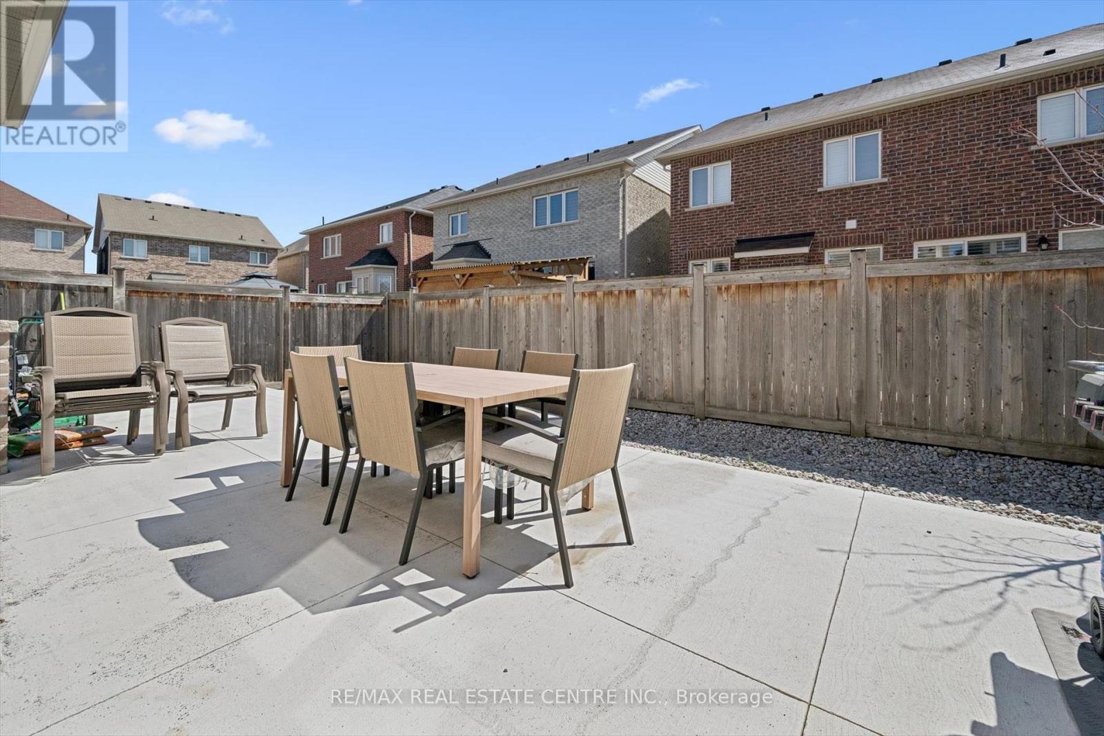 37 Zanetta Crescent, Brampton, Ontario  L6Y 6A2 - Photo 36 - W12974290