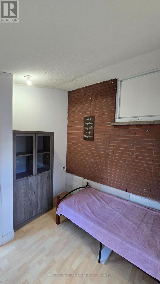 1774 Trafalgar Street, London East, Ontario  N5W 1X6 - Photo 7 - X12974228