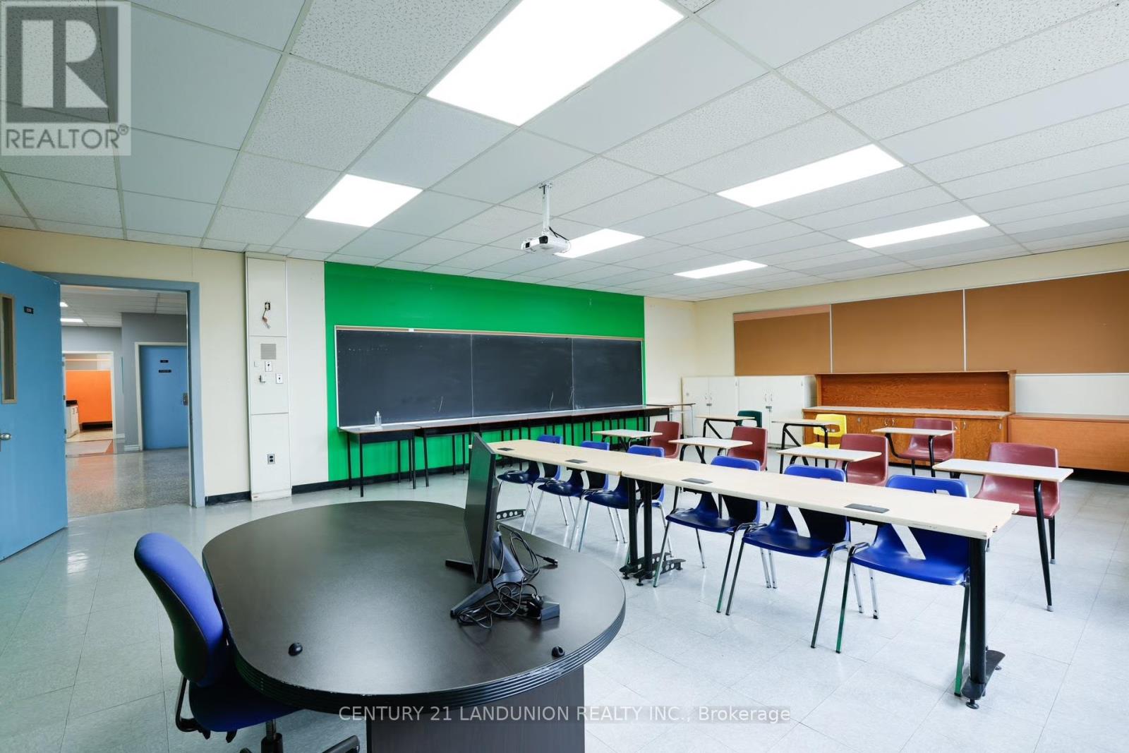 83 Marmora Street, Quinte West, Ontario  K8V 2J2 - Photo 10 - X12974240