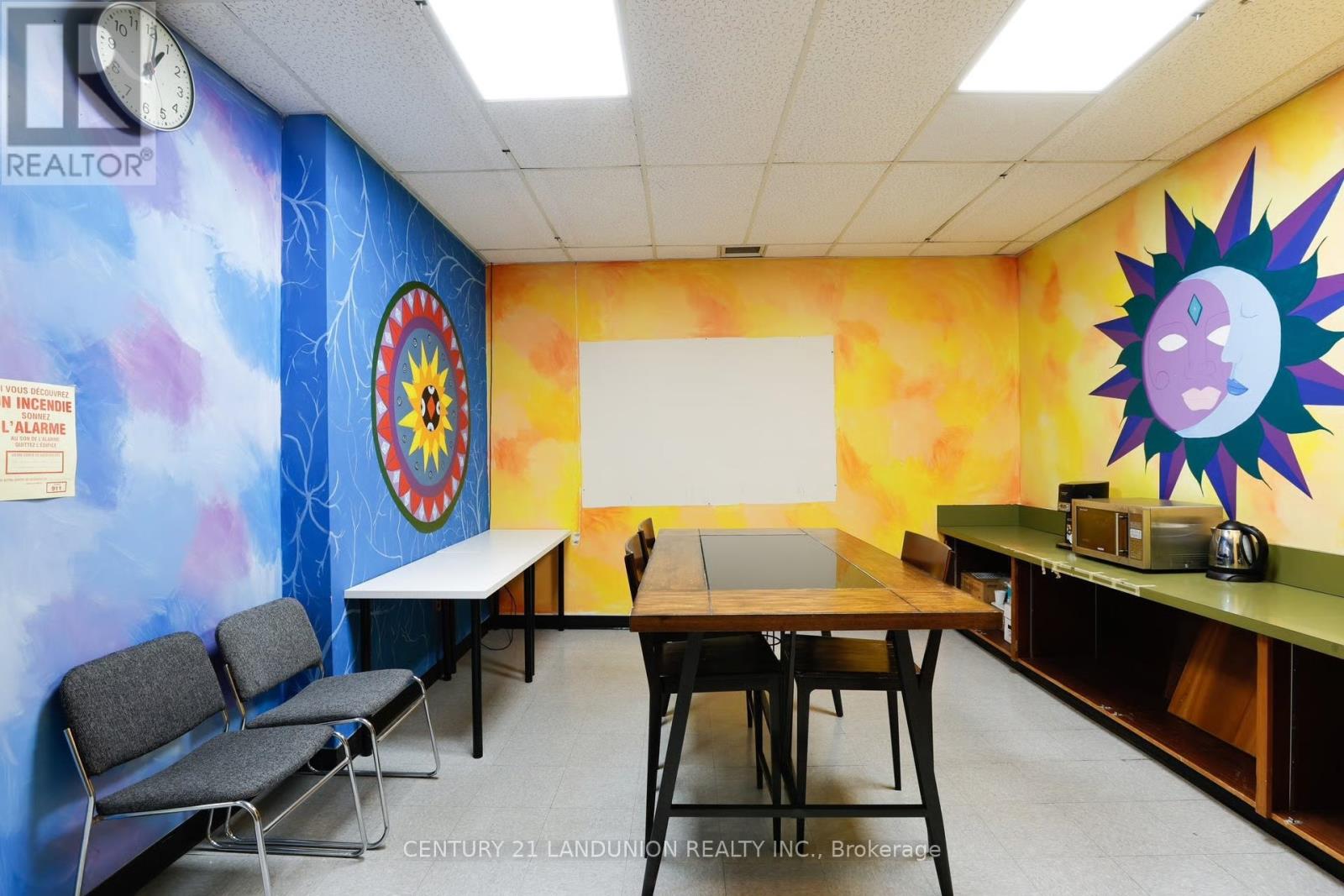 83 Marmora Street, Quinte West, Ontario  K8V 2J2 - Photo 12 - X12974240