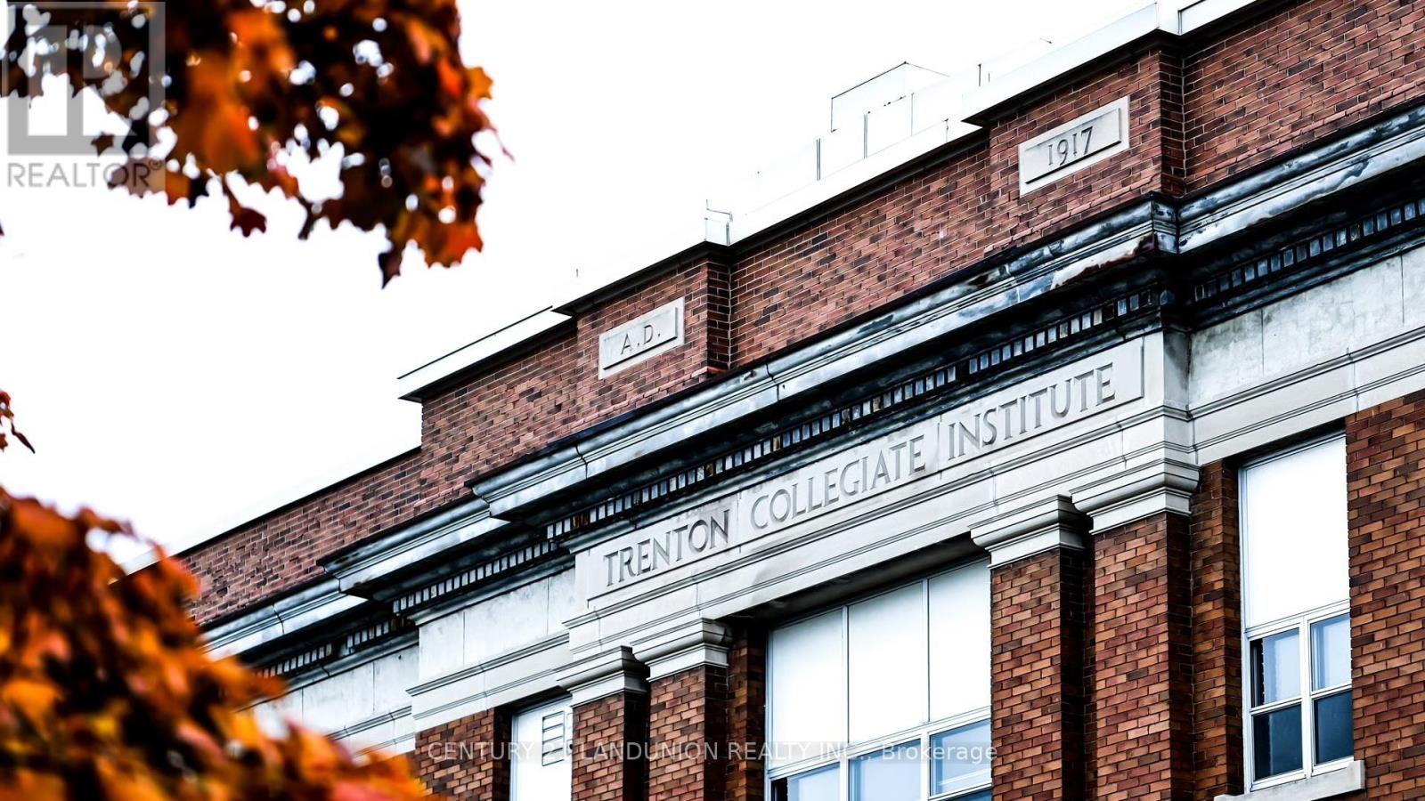 83 Marmora Street, Quinte West, Ontario  K8V 2J2 - Photo 2 - X12974240