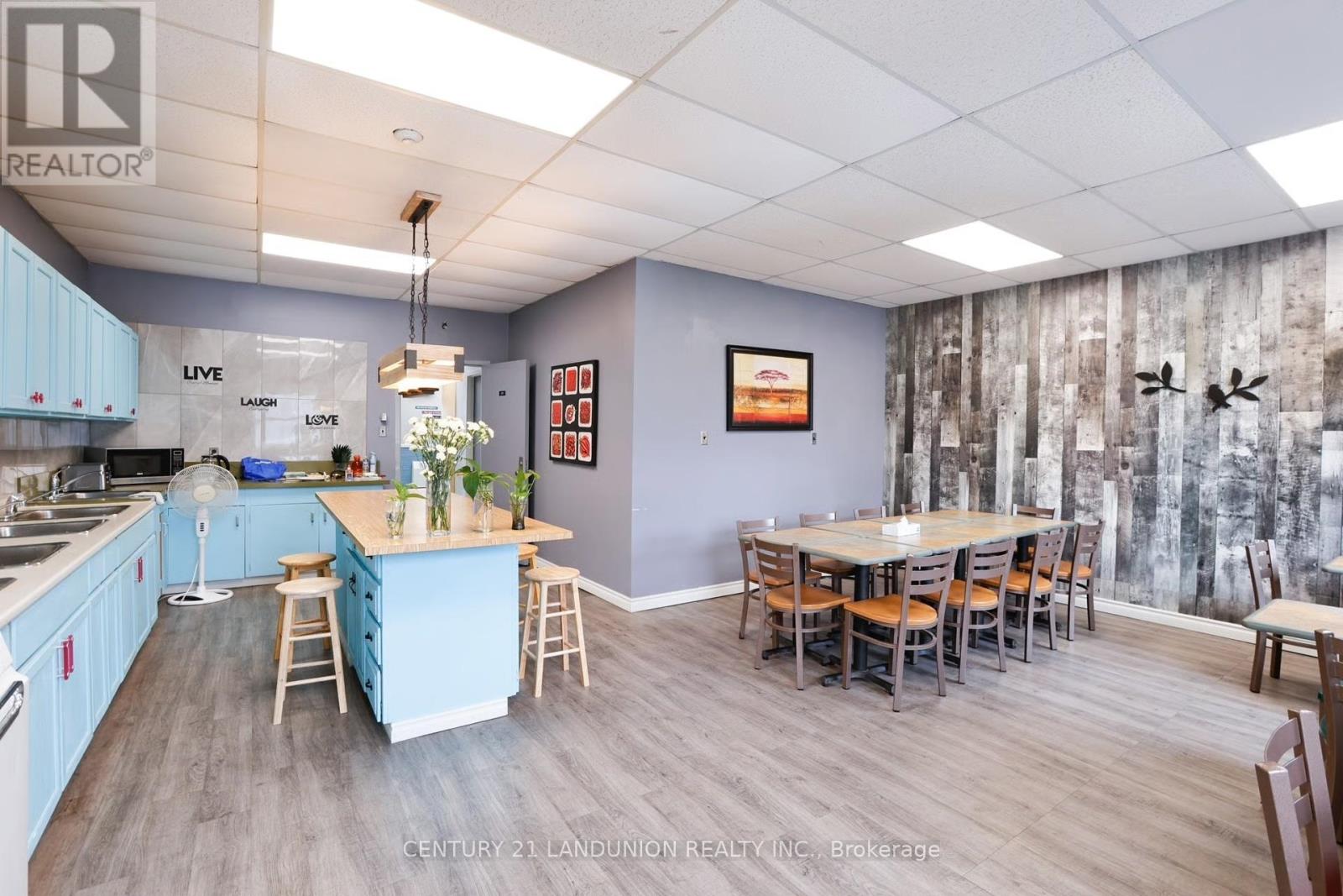 83 Marmora Street, Quinte West, Ontario  K8V 2J2 - Photo 25 - X12974240