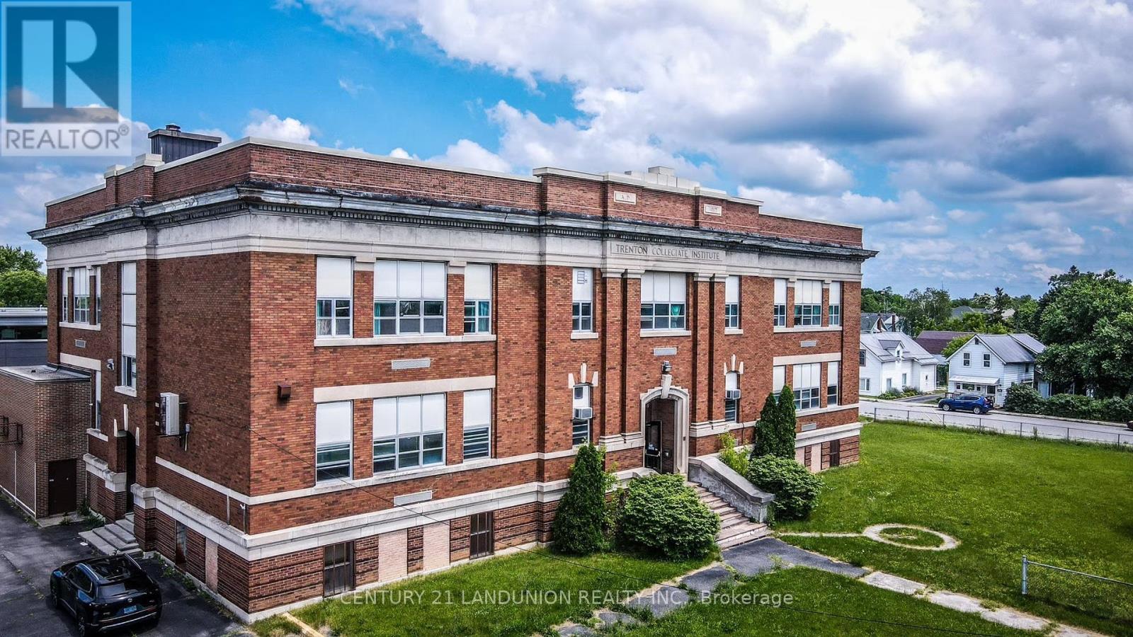 83 Marmora Street, Quinte West, Ontario  K8V 2J2 - Photo 5 - X12974240