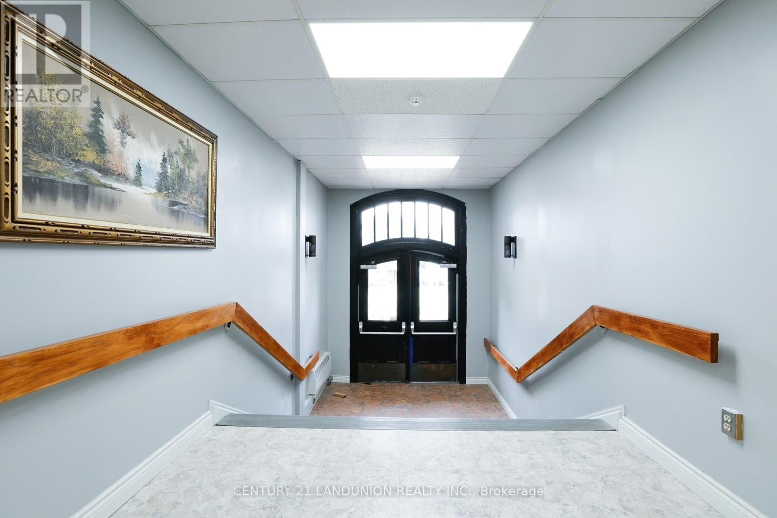 83 Marmora Street, Quinte West, Ontario  K8V 2J2 - Photo 9 - X12974240