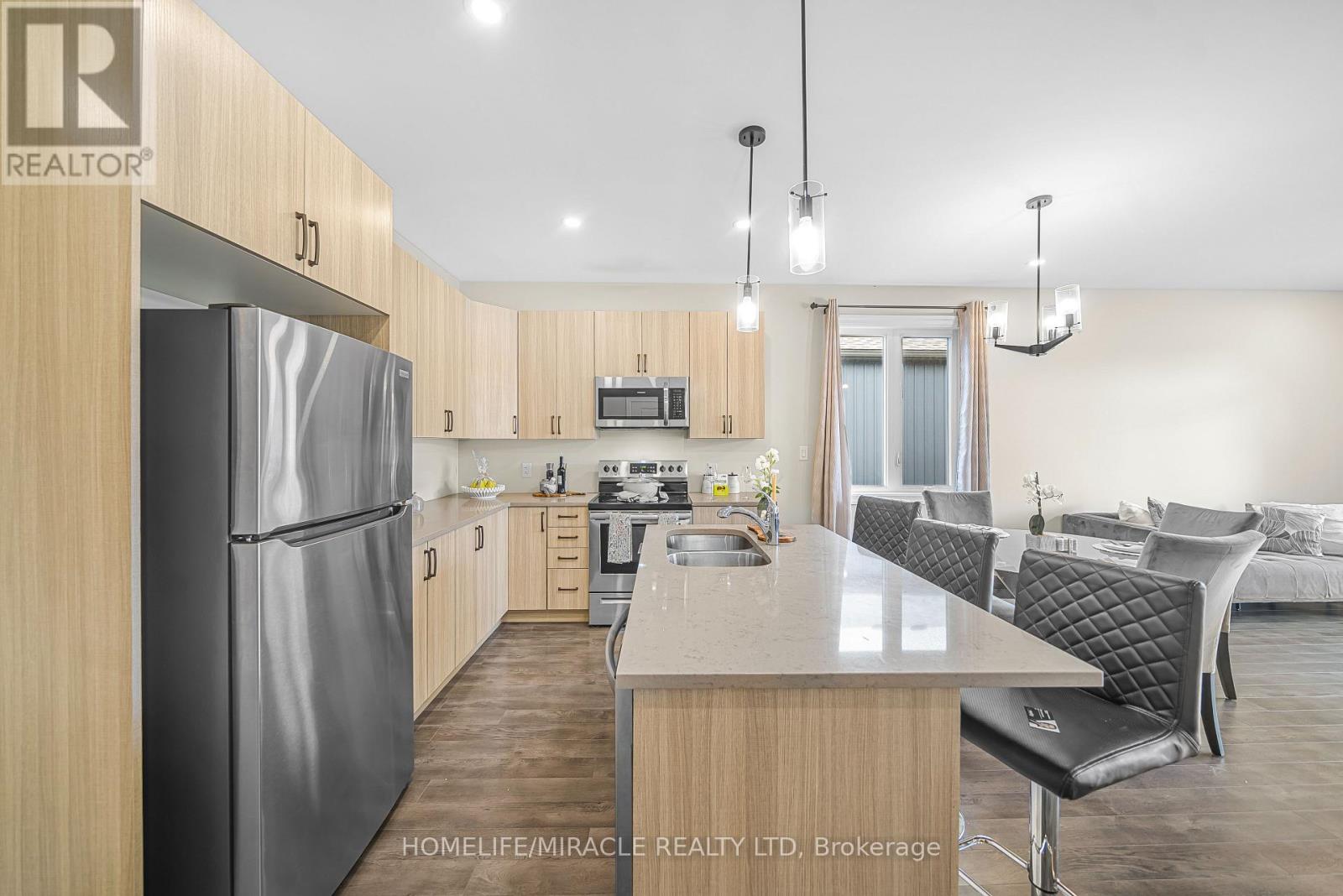 35 Allen Street, Prince Edward County, Ontario  K0K 2T0 - Photo 12 - X12974270