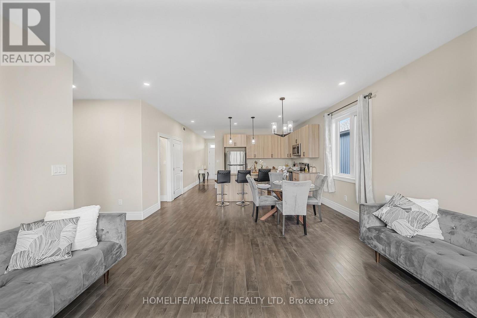 35 Allen Street, Prince Edward County, Ontario  K0K 2T0 - Photo 14 - X12974270