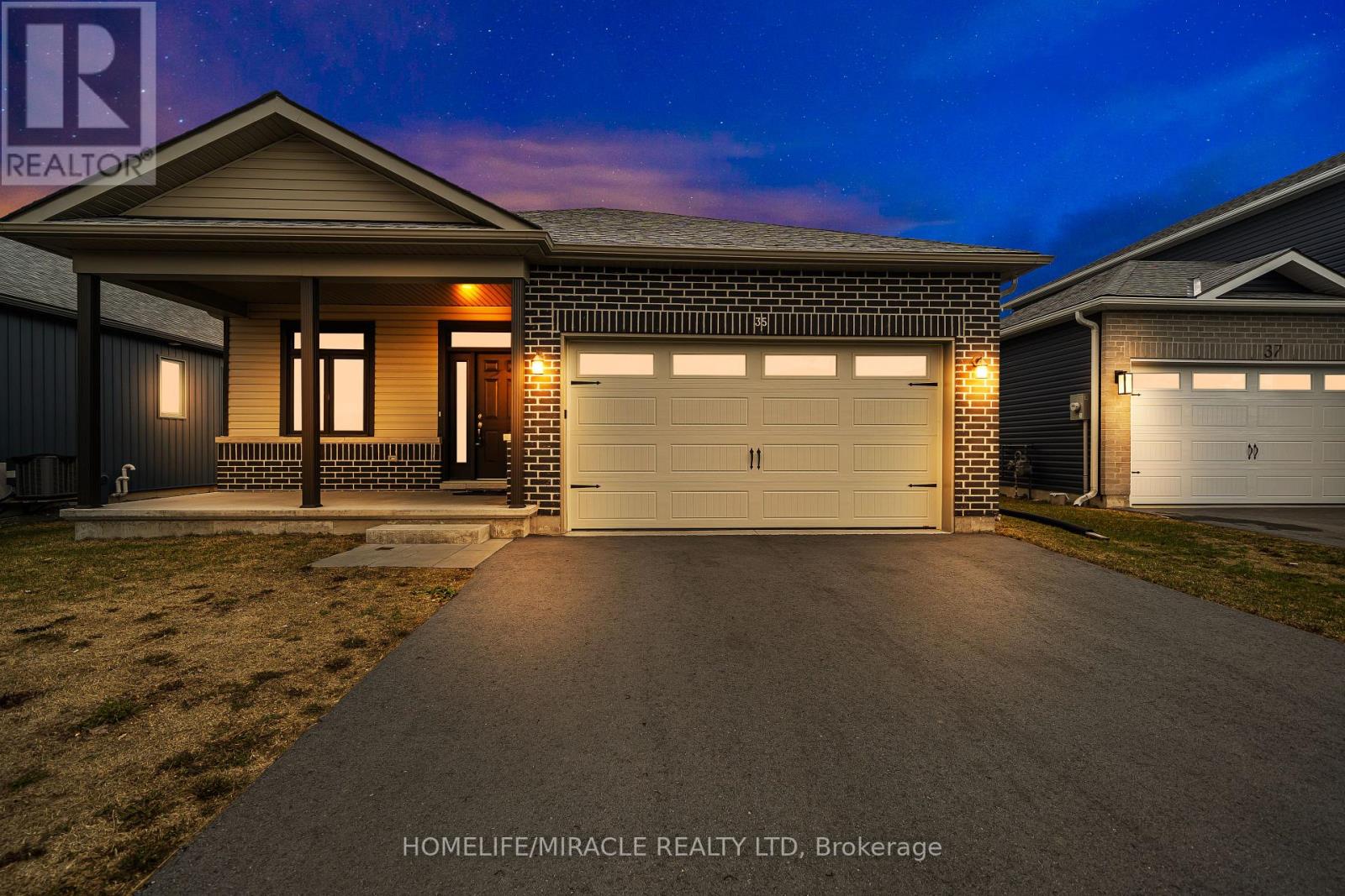 35 Allen Street, Prince Edward County, Ontario  K0K 2T0 - Photo 2 - X12974270