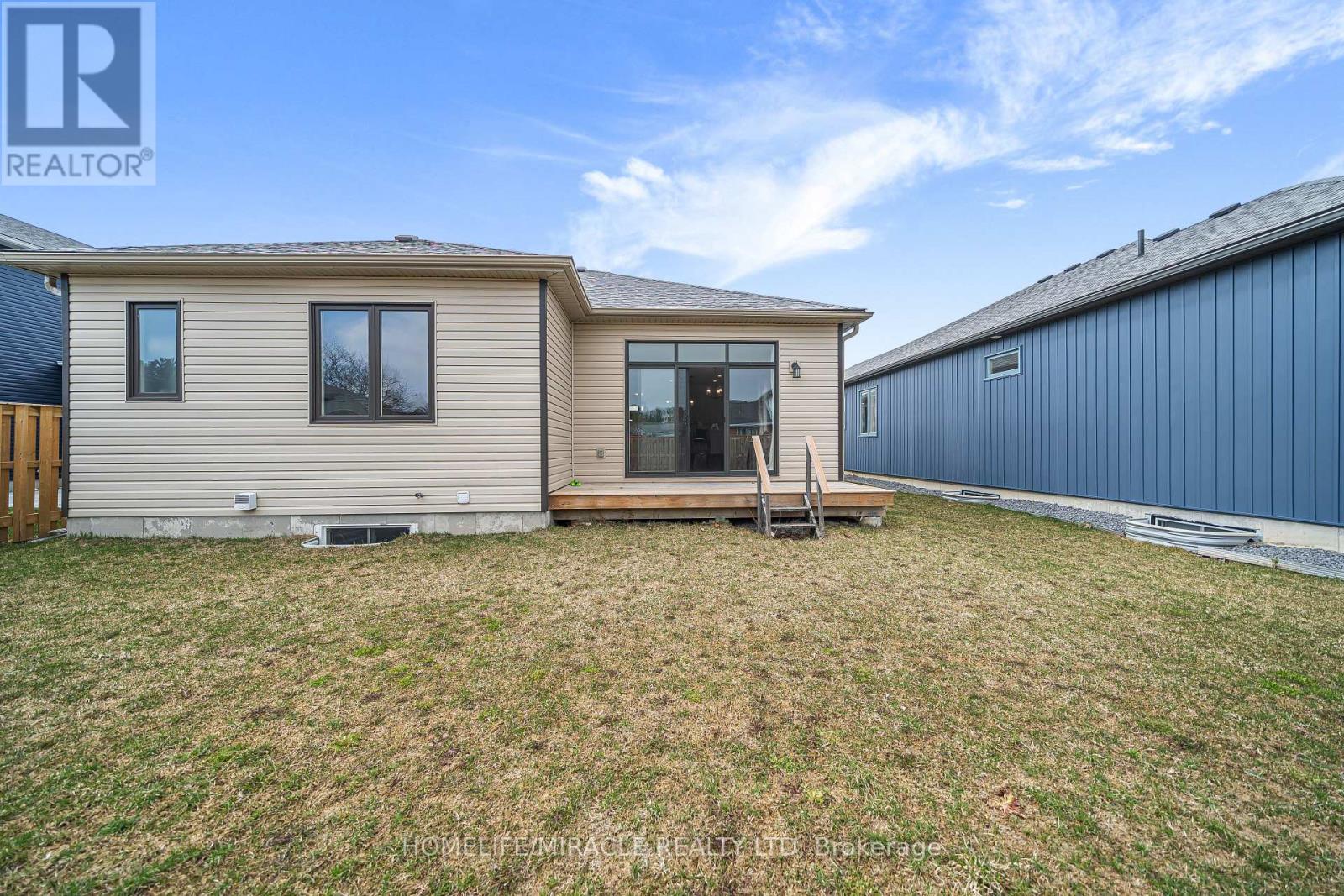 35 Allen Street, Prince Edward County, Ontario  K0K 2T0 - Photo 28 - X12974270