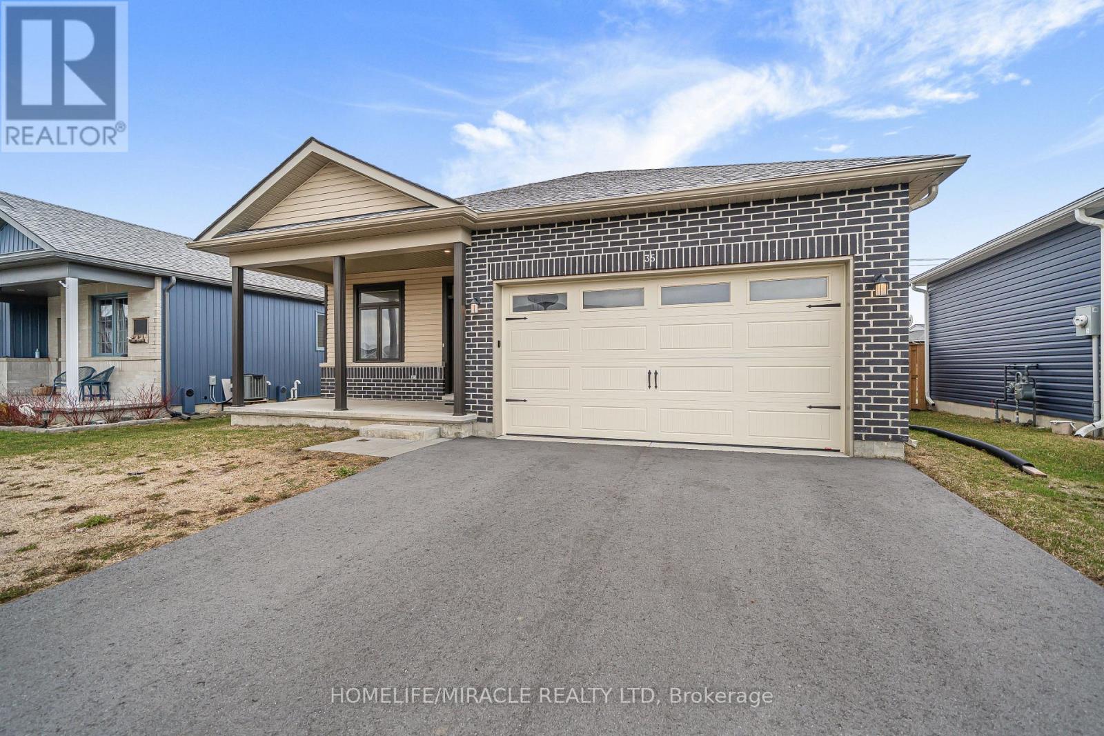 35 Allen Street, Prince Edward County, Ontario  K0K 2T0 - Photo 5 - X12974270