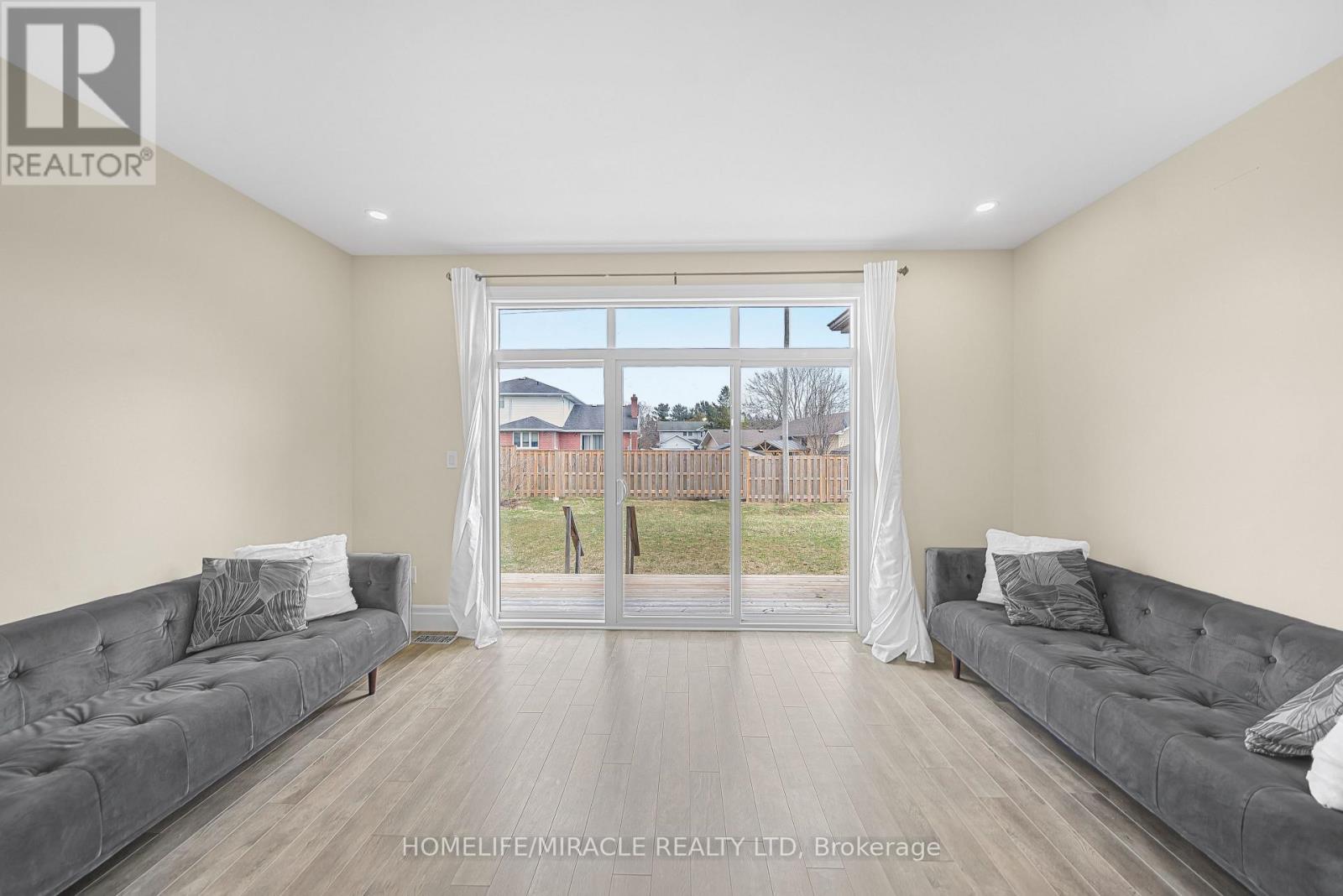 35 Allen Street, Prince Edward County, Ontario  K0K 2T0 - Photo 9 - X12974270