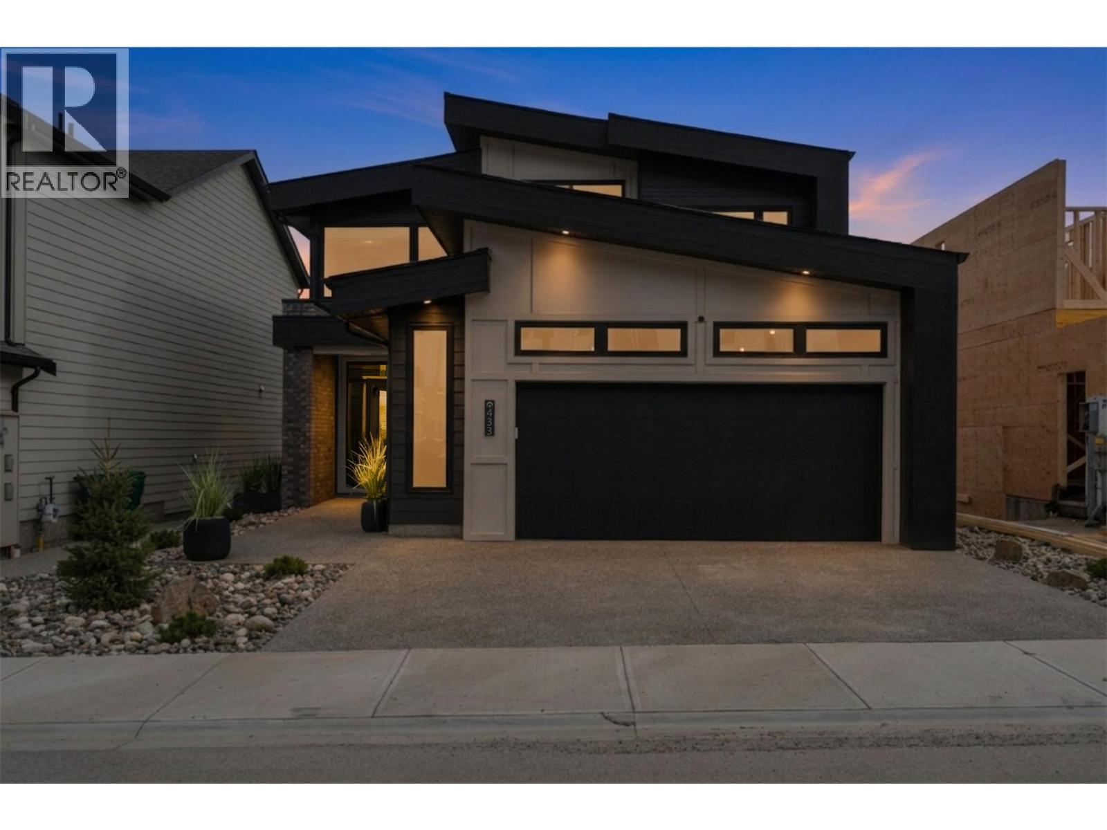 433 Morningview Drive, Coldstream, British Columbia  V1B 0B5 - Photo 4 - 10382543