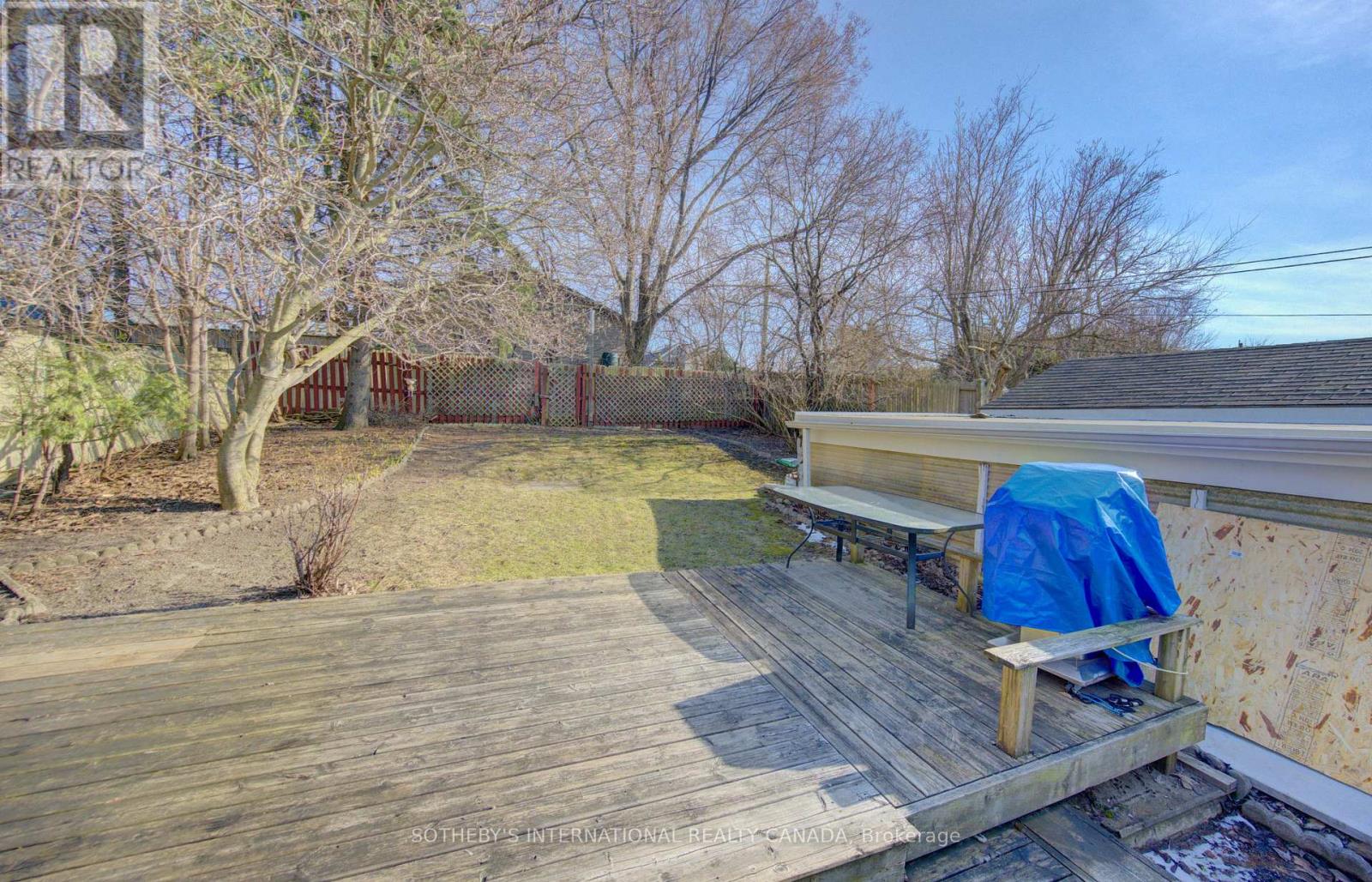 613 Guelph Street, Kitchener, Ontario  N2H 5Y5 - Photo 4 - X12966676