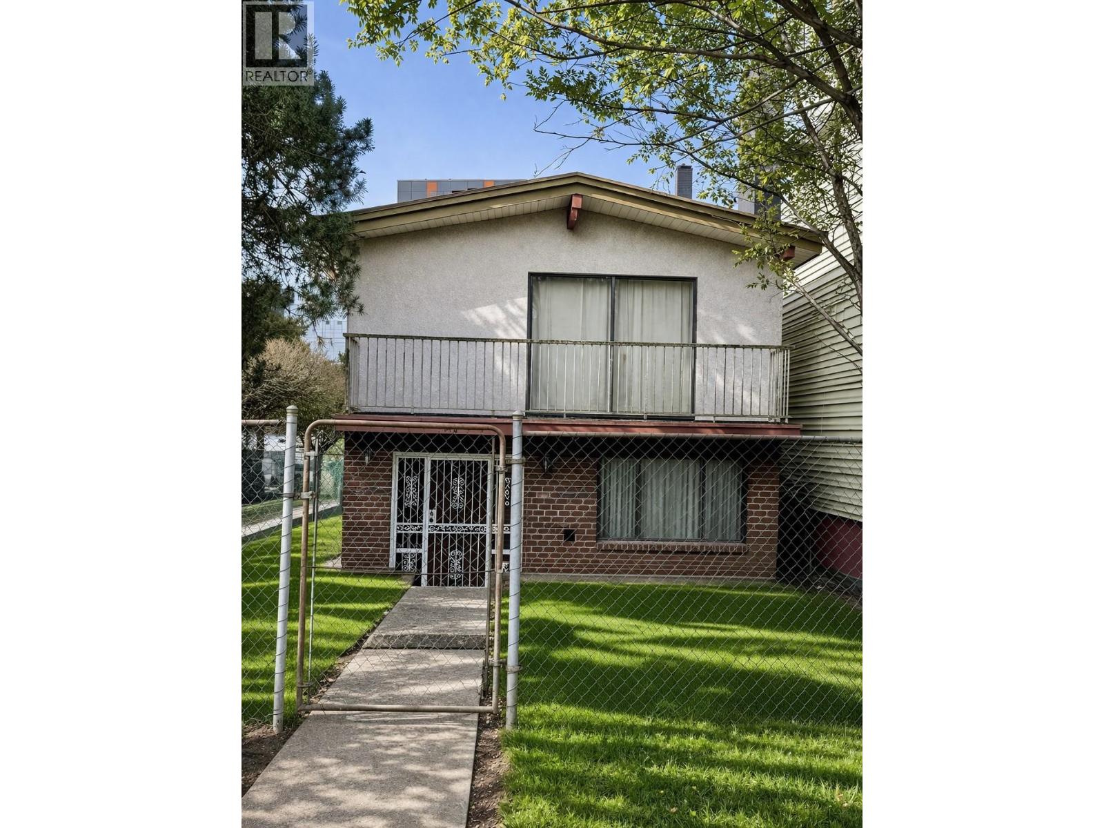 356 UNION STREET, Vancouver, British Columbia