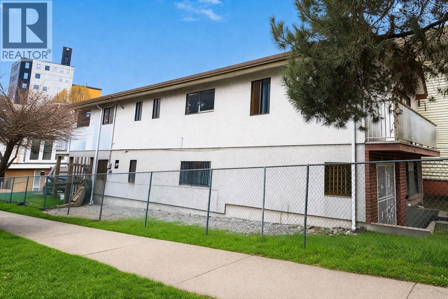 356 Union Street, Vancouver, British Columbia  V6A 2B5 - Photo 2 - R3109041