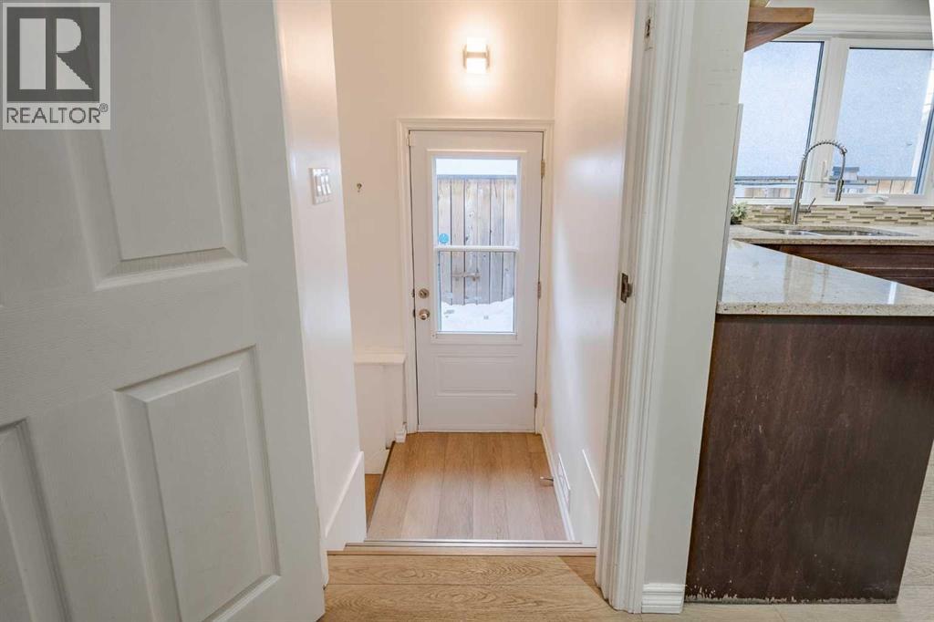 4803 Brockington Road Nw, Calgary, Alberta  T2L 1R5 - Photo 20 - A2290285