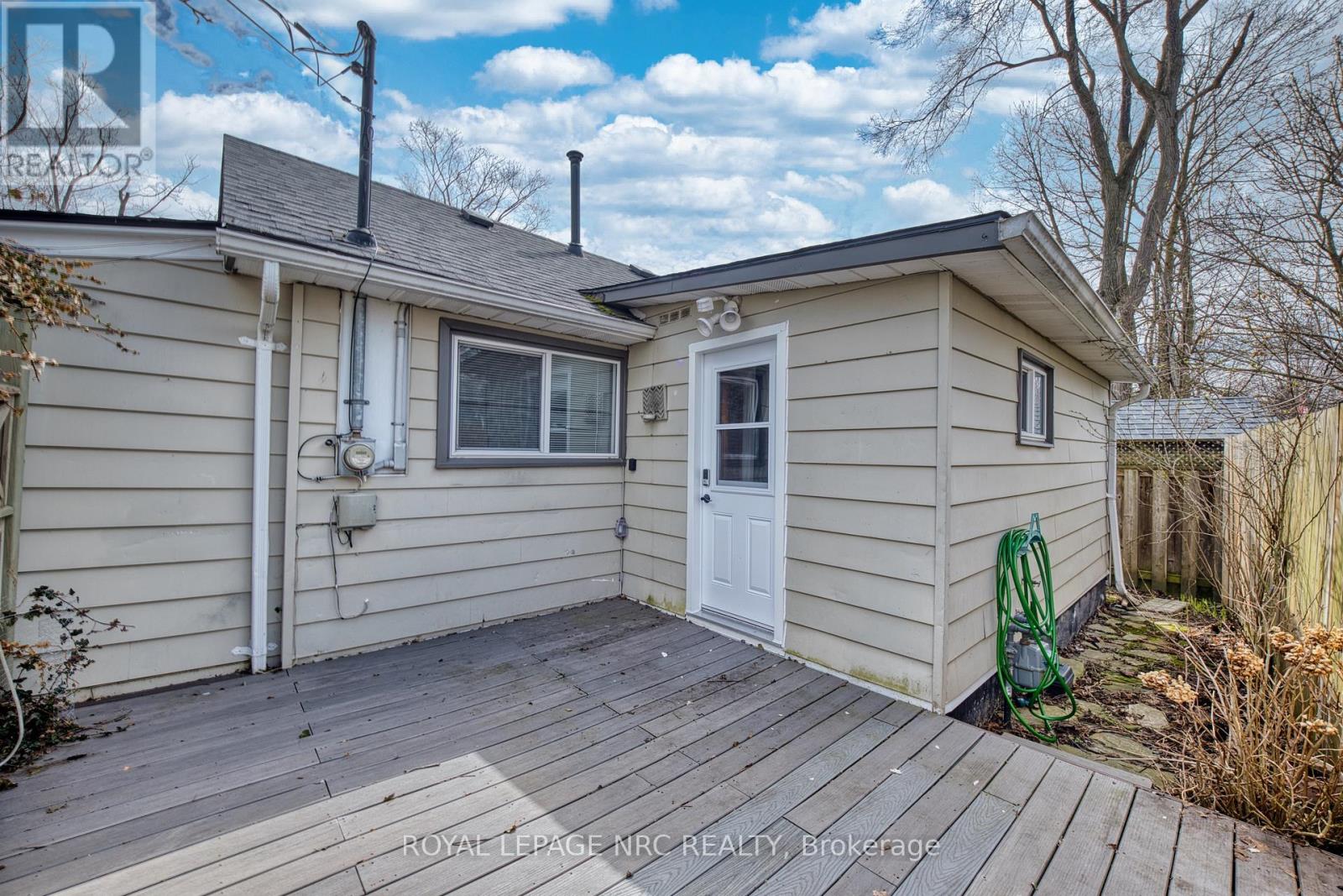 15 Loomis Crescent, Fort Erie, Ontario  L0S 1B0 - Photo 20 - X12961556