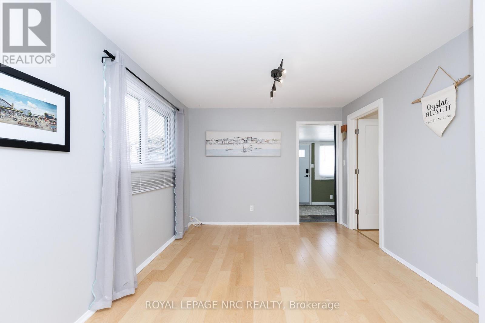 15 Loomis Crescent, Fort Erie, Ontario  L0S 1B0 - Photo 7 - X12961556