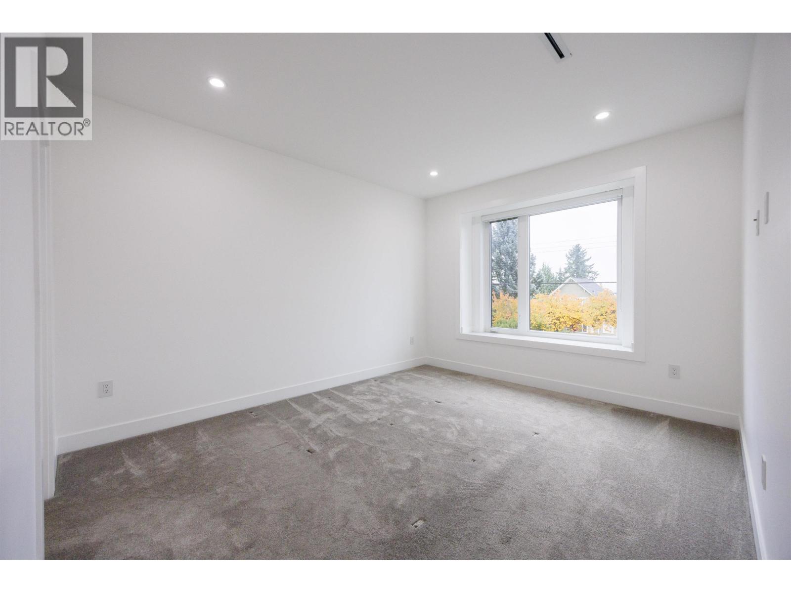 8475 12th Avenue, Burnaby, British Columbia  V3N 2L8 - Photo 27 - R3109046