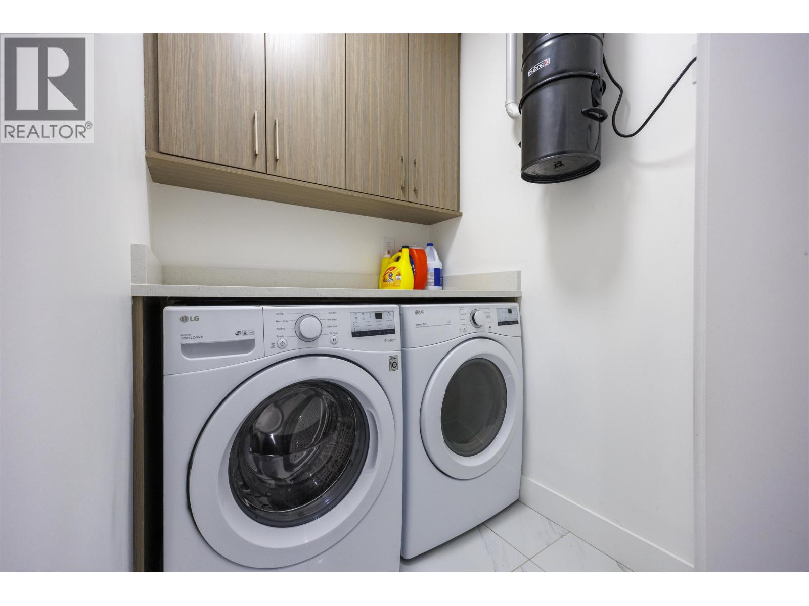 8475 12th Avenue, Burnaby, British Columbia  V3N 2L8 - Photo 30 - R3109046