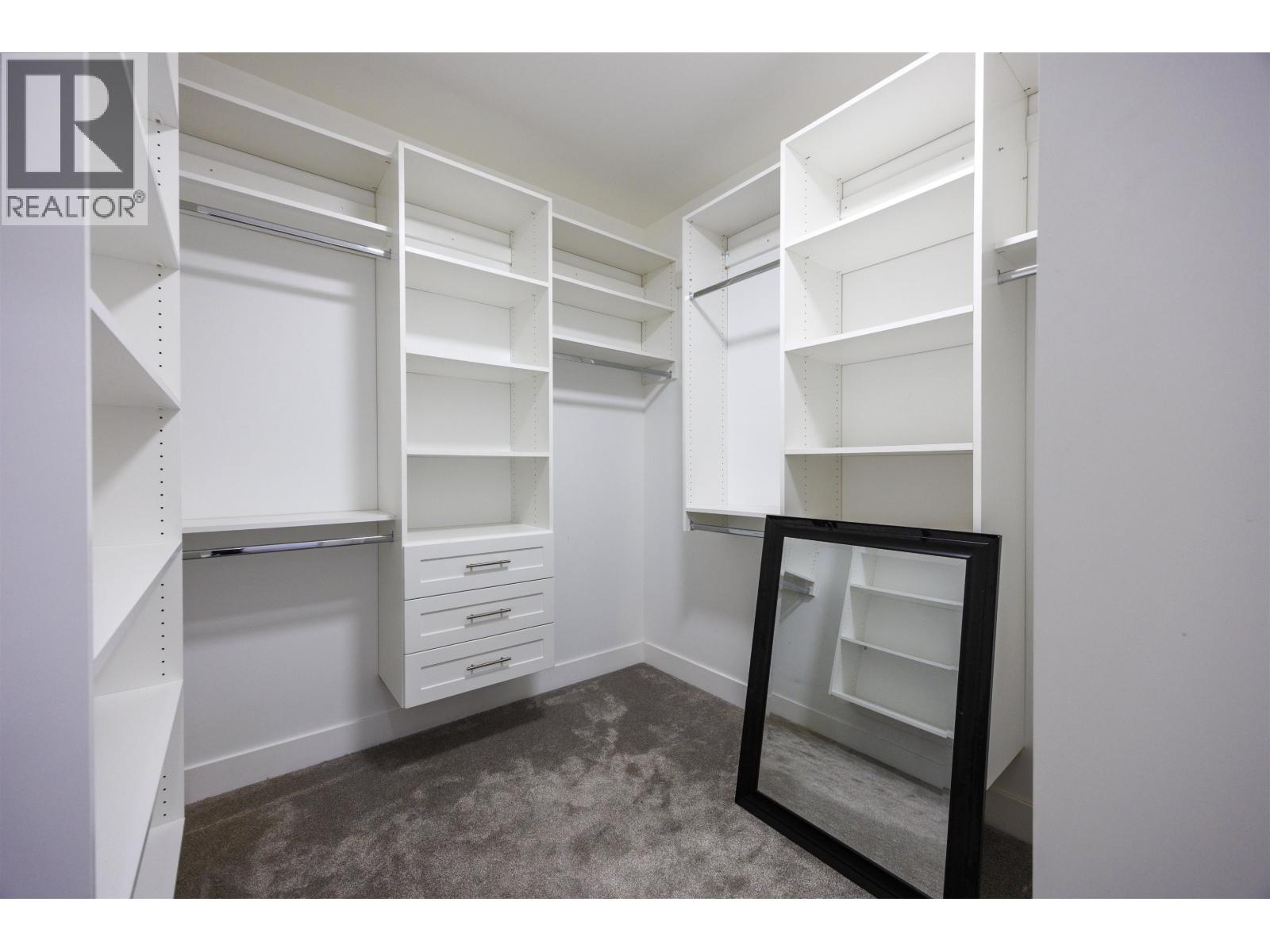 8475 12th Avenue, Burnaby, British Columbia  V3N 2L8 - Photo 34 - R3109046