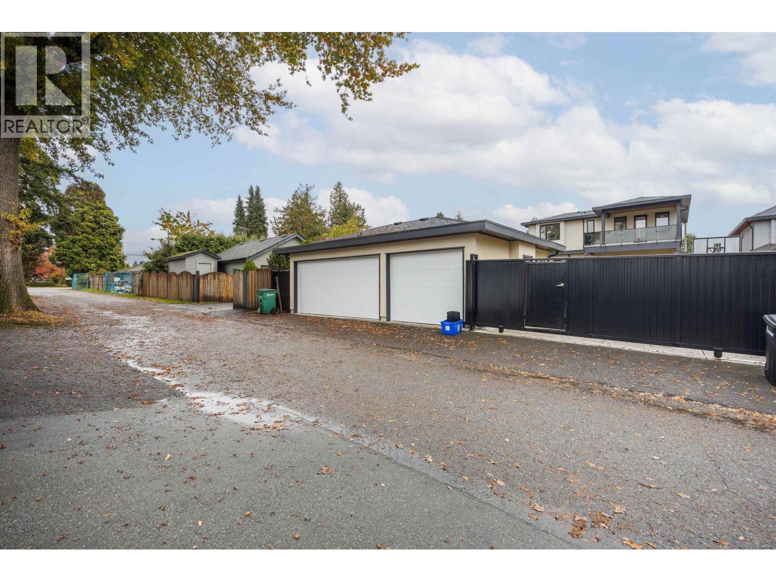 8475 12th Avenue, Burnaby, British Columbia  V3N 2L8 - Photo 39 - R3109046