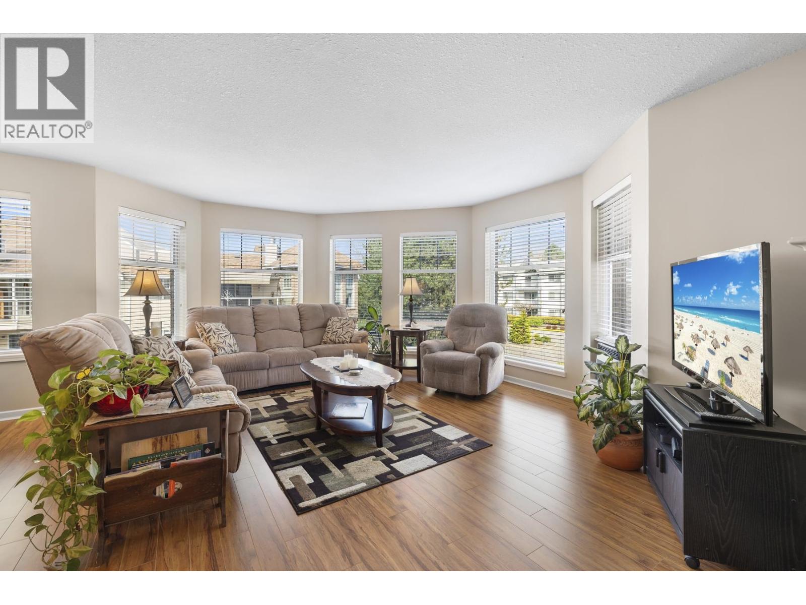 208 22611 116 Avenue, Maple Ridge, British Columbia V2X 0W7 - Photo 2 - R3109069