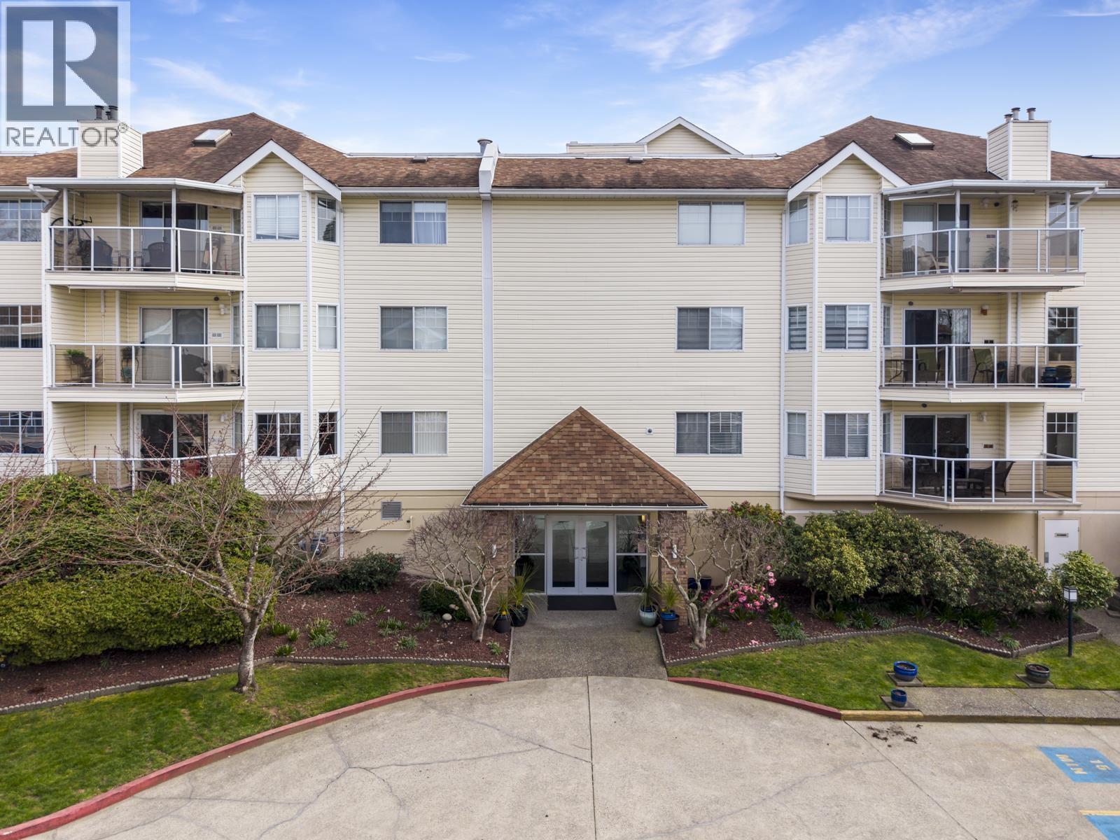 208 22611 116 AVENUE, Maple Ridge, British Columbia